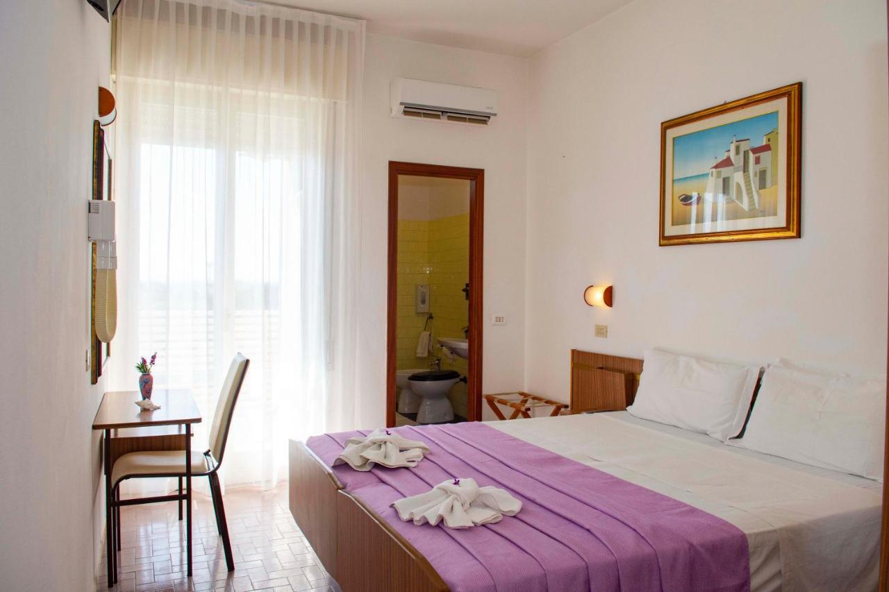 Hotel Sara*** Cesenatico Ngoại thất bức ảnh