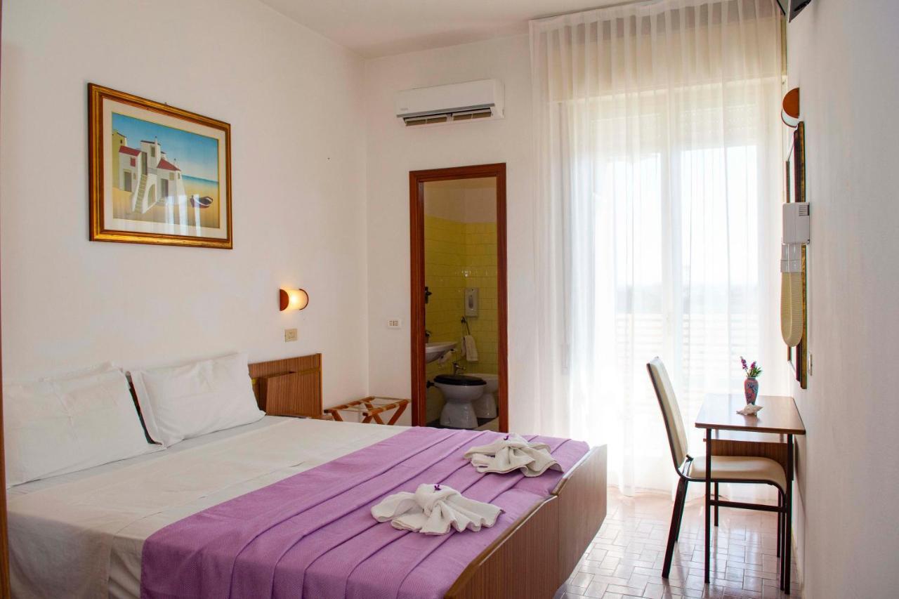 Hotel Sara*** Cesenatico Ngoại thất bức ảnh