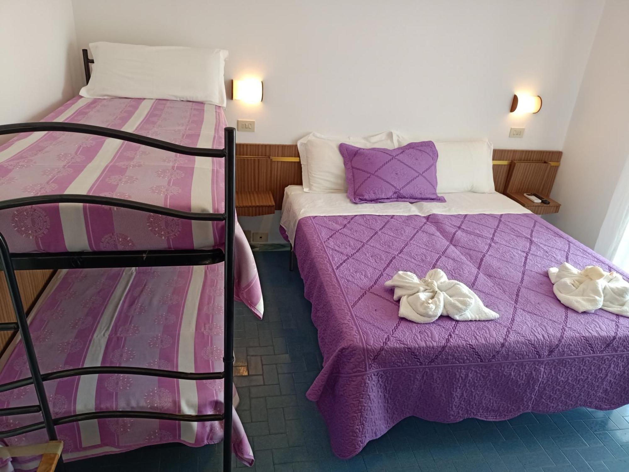 Hotel Sara*** Cesenatico Ngoại thất bức ảnh