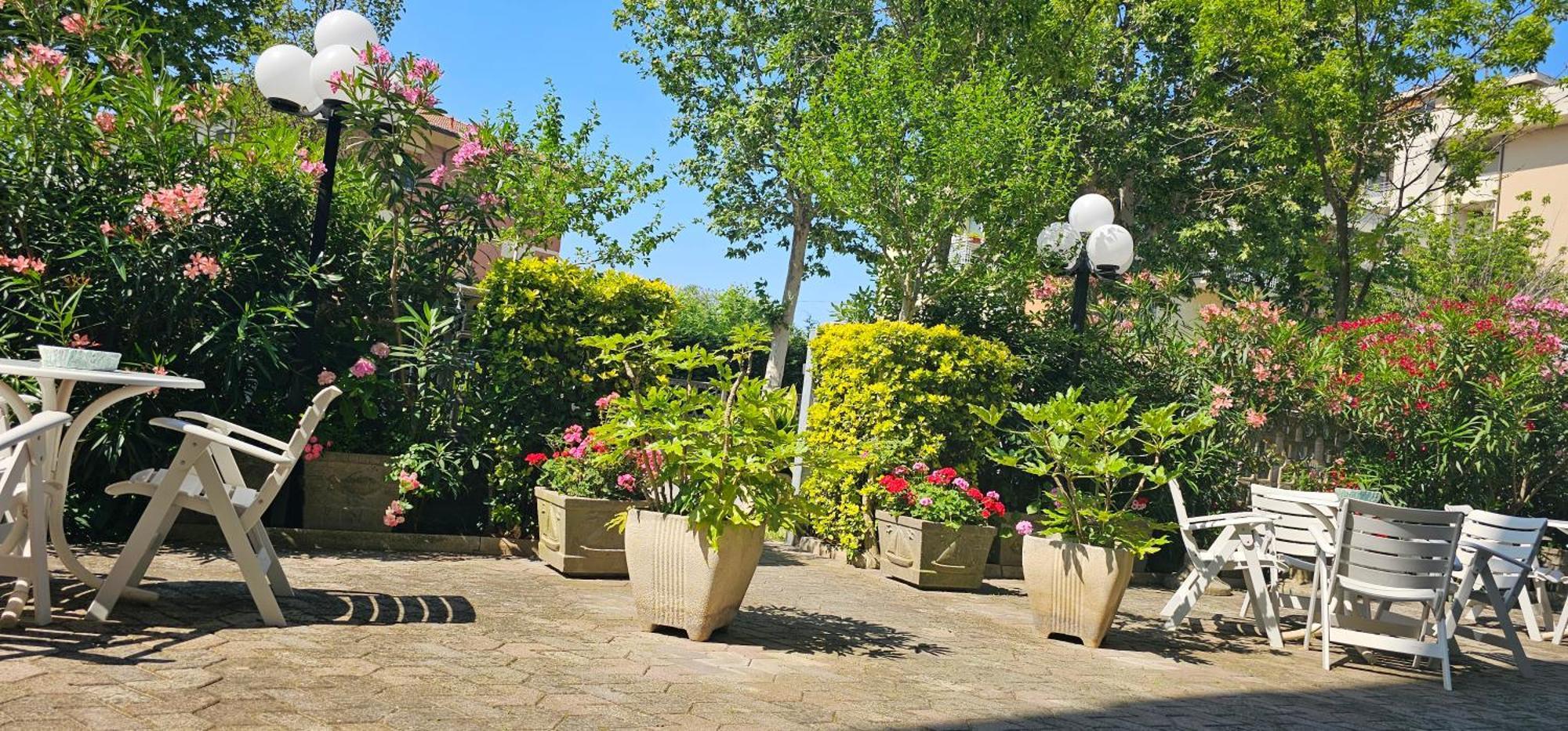 Hotel Sara*** Cesenatico Ngoại thất bức ảnh
