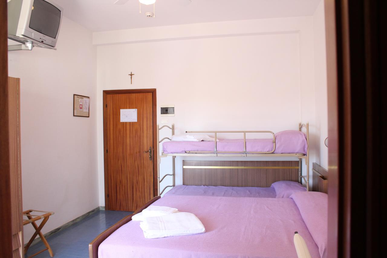 Hotel Sara*** Cesenatico Ngoại thất bức ảnh