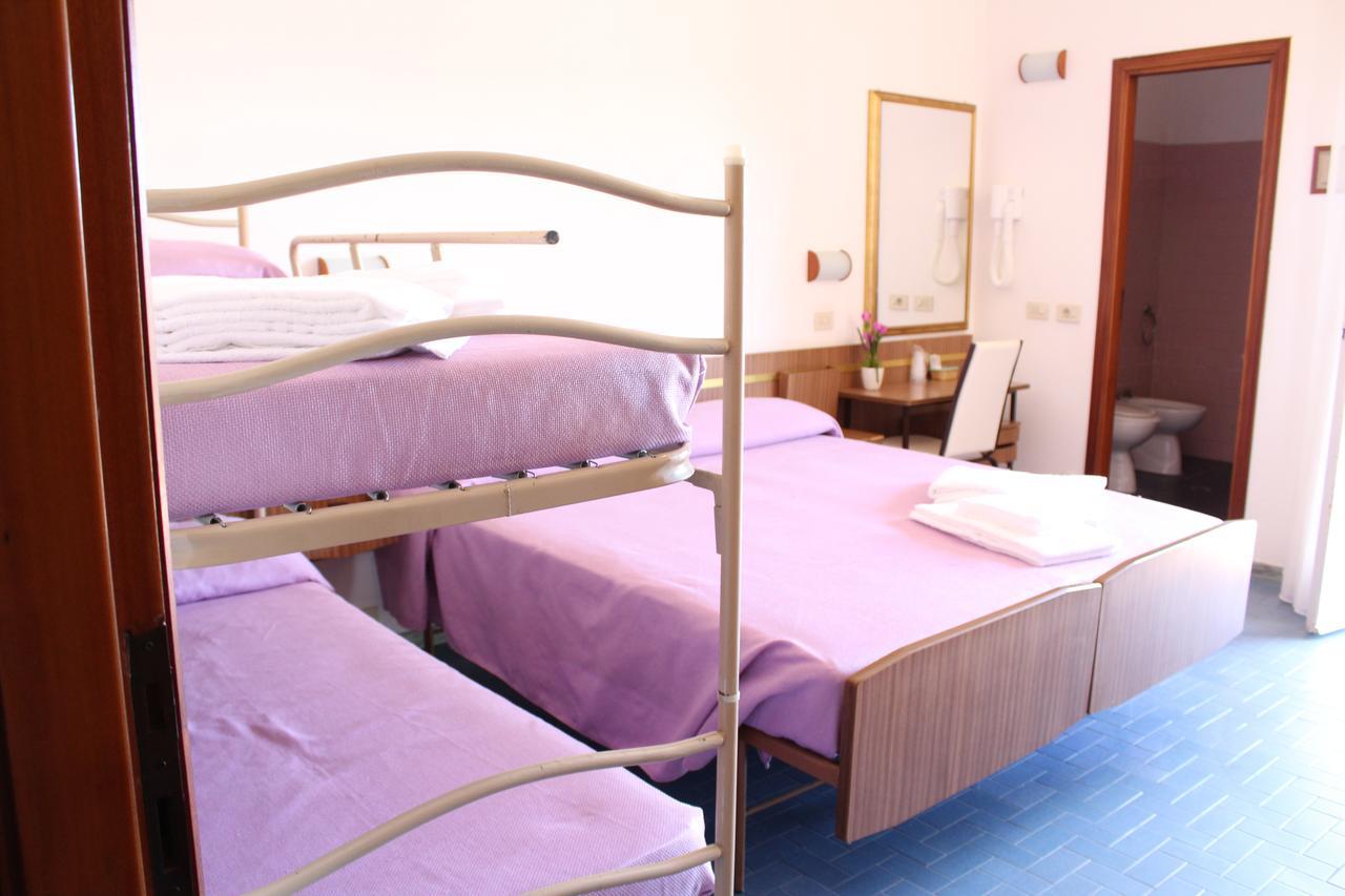 Hotel Sara*** Cesenatico Ngoại thất bức ảnh