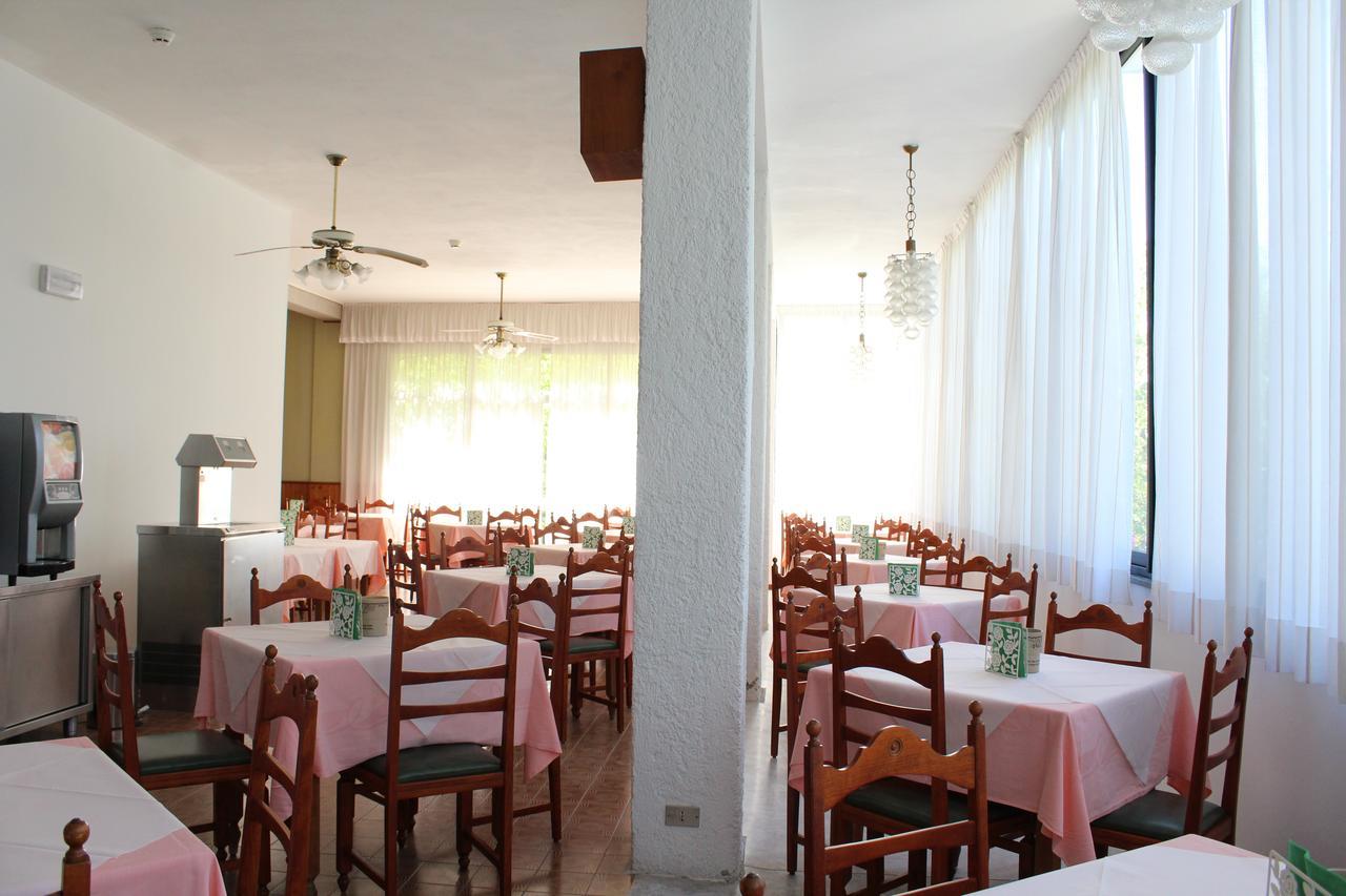 Hotel Sara*** Cesenatico Ngoại thất bức ảnh